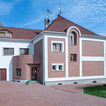 Penzion Lhotka Hotel Ostrava Exterior photo